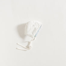 Load image into Gallery viewer, CAP / MILK WHITE CORDUROY